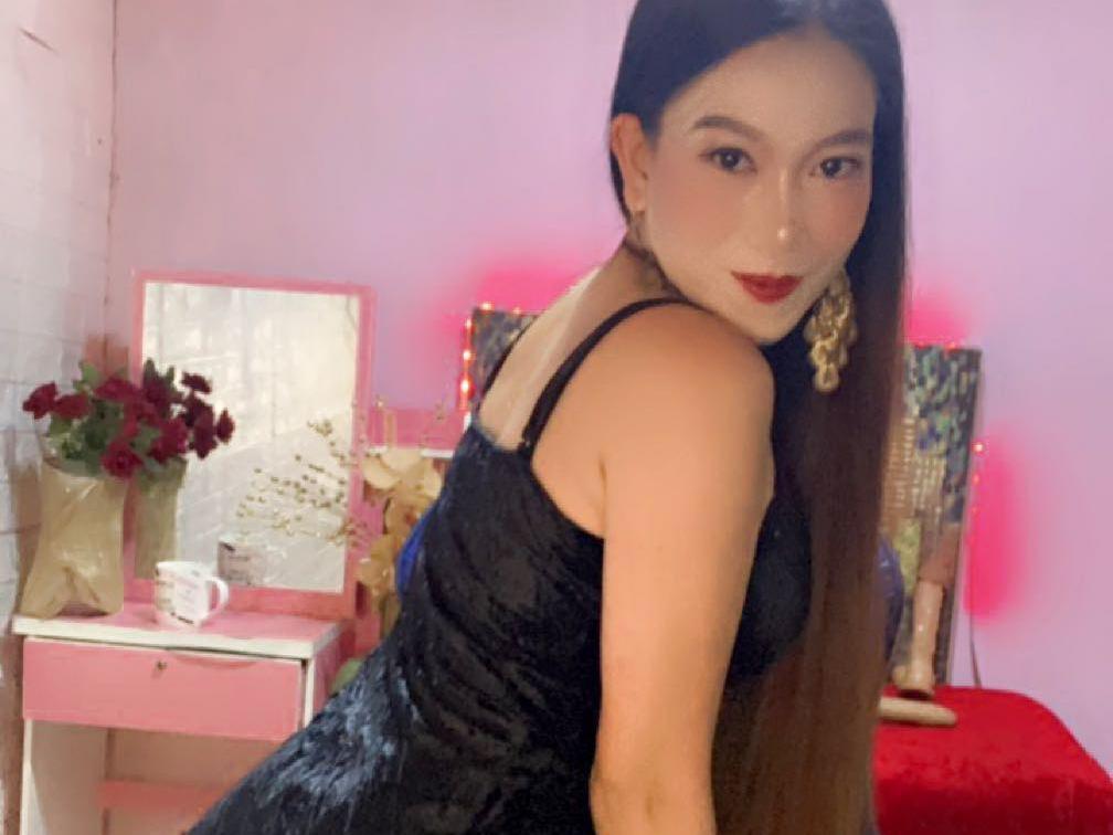 private live show HotLadyAsian69x