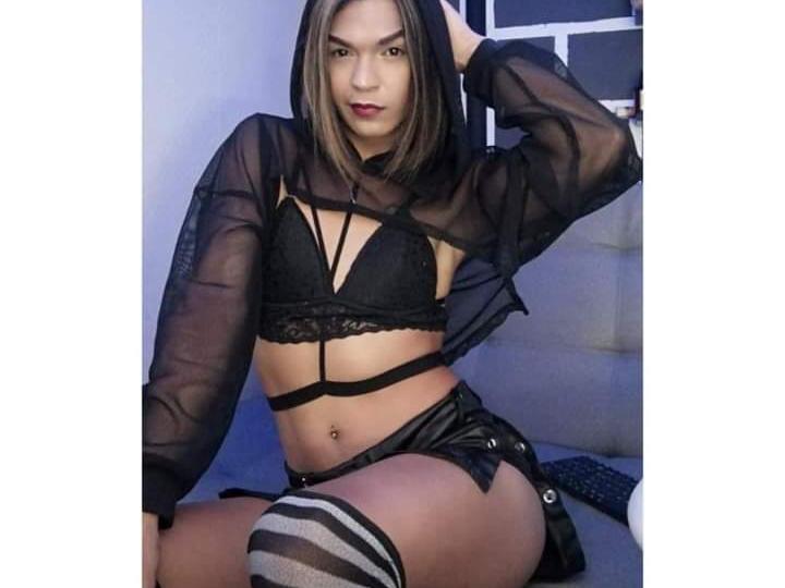 sexy chatroom Ms Zoehans